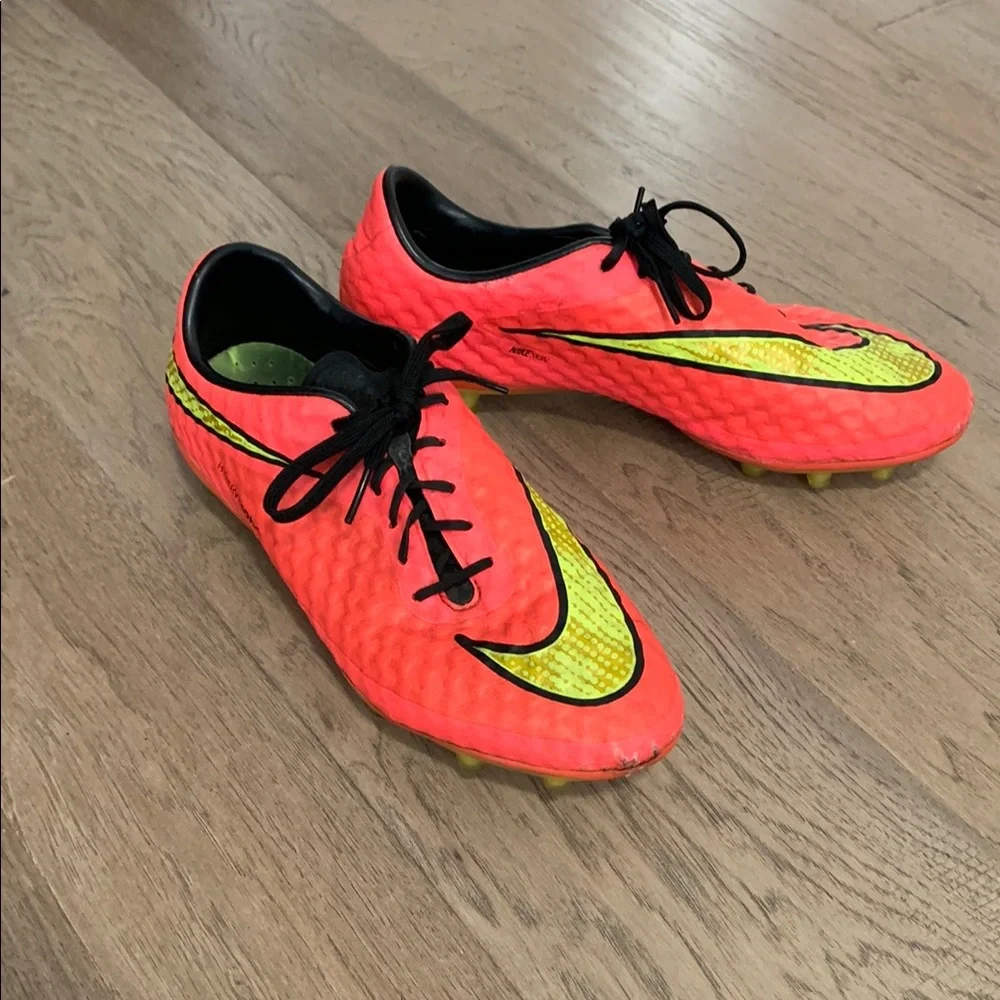 Nike Hypervenom Phantom 1 World Cup Hyper Punch Crimson Volt FG Size 7.5 - Picture 1 of 9
